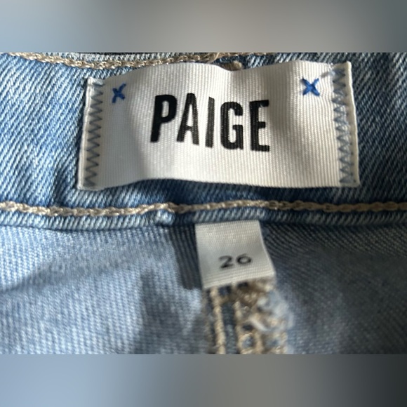 PAIGE, size 26”Rory Crop Flare w/ Raw Trim hems. Soft blue. Denim from heaven - Picture 6 of 11